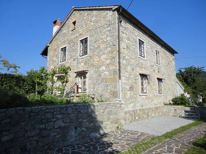 Location de vacances pour 5 personnes, avec jardin et vue à Vipava - 3