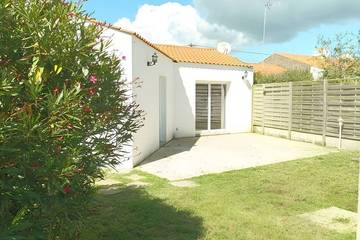 Location de vacances pour 6 personnes, avec terrasse et jardin à L'Île-d'Olonne