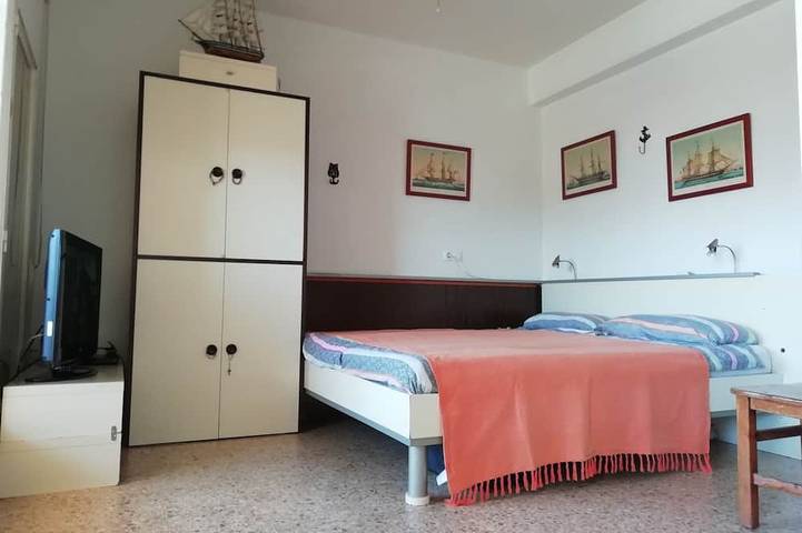 Appartement entier, Studio ensoleillé avec vue sur la mer à Denia in El Palmar, Costa Blanca