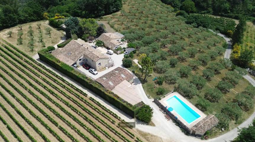 Maison de vacances pour 5 personnes, avec Balcon et Terrasse ainsi que Jardin et Piscine