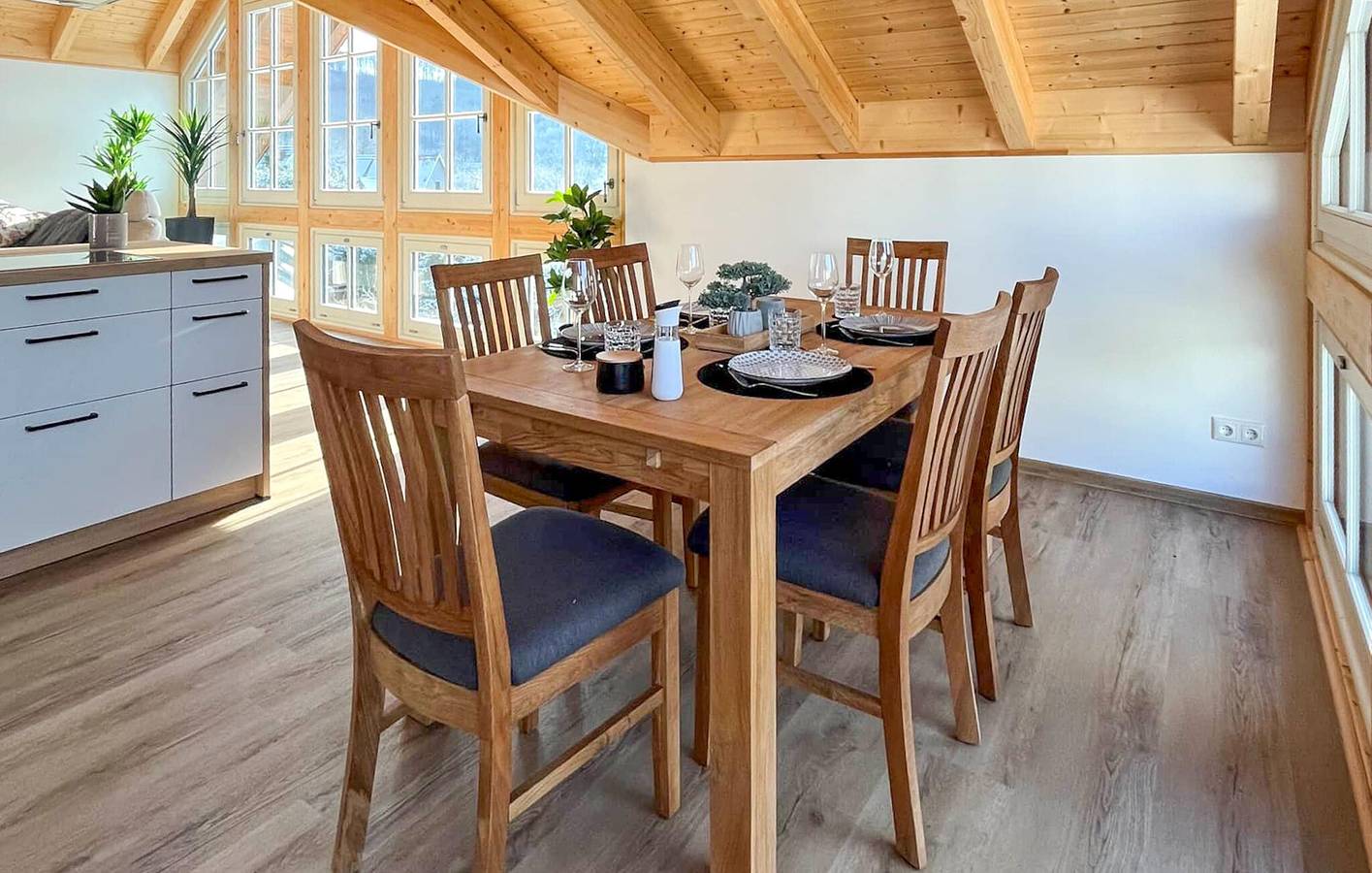 Ganze Ferienwohnung, Gemütliche Wohnung mit Terrasse in der Nähe von Fluss und Stadtzentrum in Stolberg (Harz), Südharz