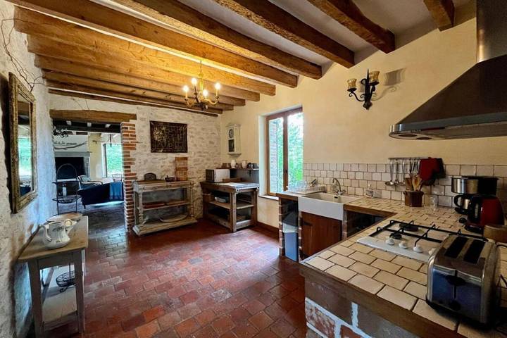 Location de vacances pour 7 personnes, avec jardin et terrasse à Châtenoy - 4