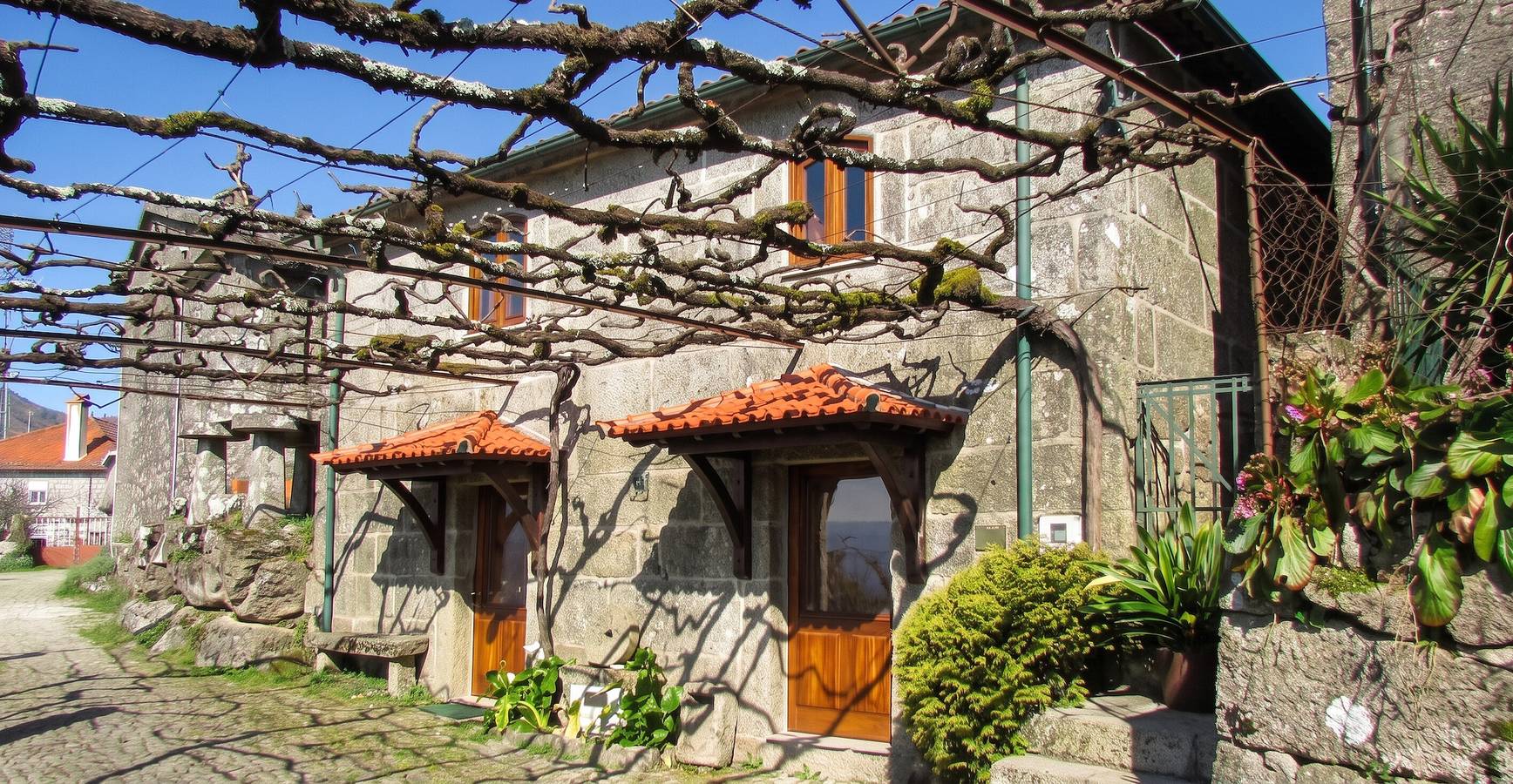 Casa acolhedora com lareira, vista para a montanha, Ponte da Barca in Lindoso, Parque Nacional da Peneda-Gerês