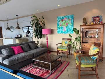 Cottage pour 9 personnes, avec vue ainsi que jardin et piscine à Dumbéa