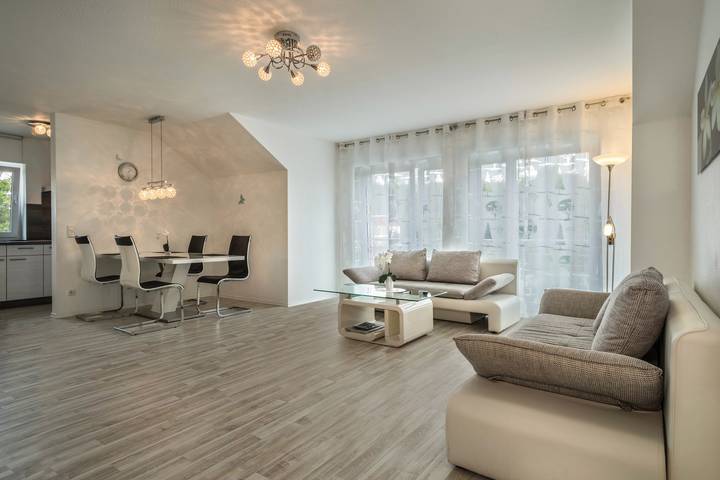 Appartement entier, Appartement familial 1 près des rives du lac de Constance avec Wi-Fi in Meersburg, Region Bodensee-Oberschwaben