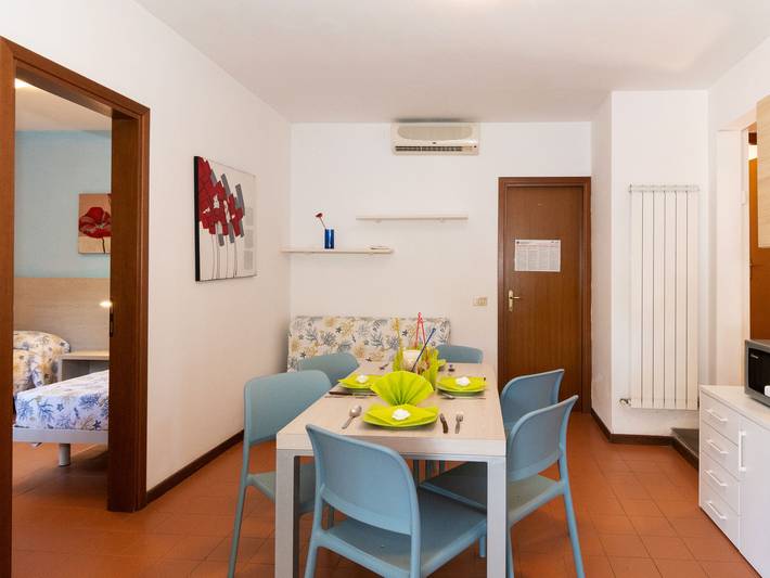 Location de vacances pour 6 personnes, avec piscine et jardin à Lido di Spina - 3