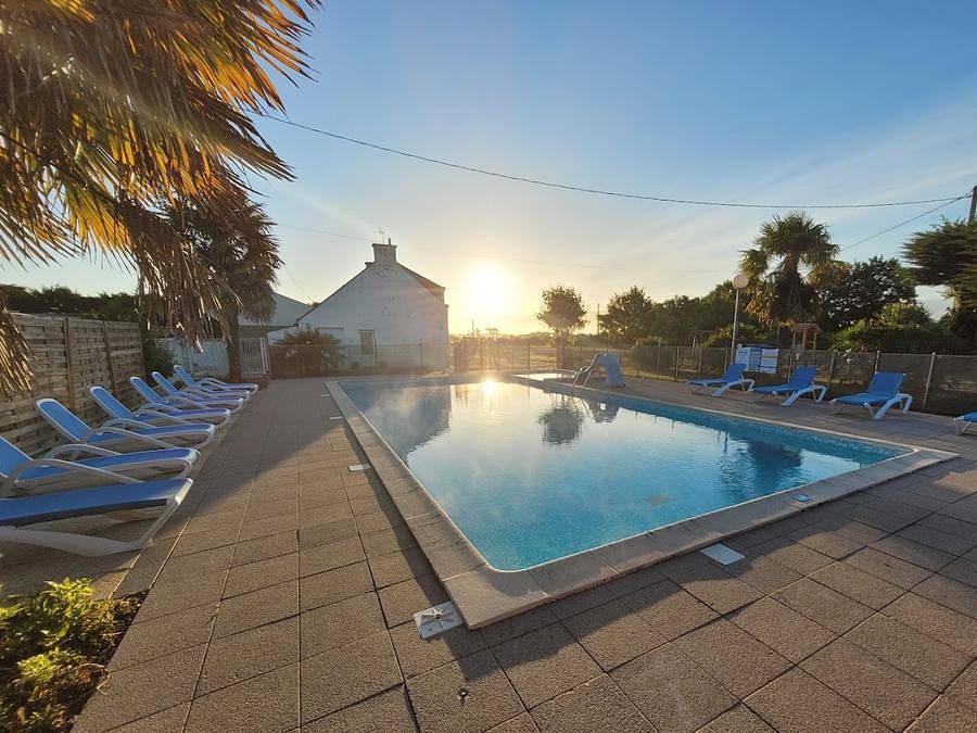 Camping du Littoral - Stacaravan 4 personen - Prestige - 28 m² - 2 slaapkamers in Ambon, Côte des Mégalithes