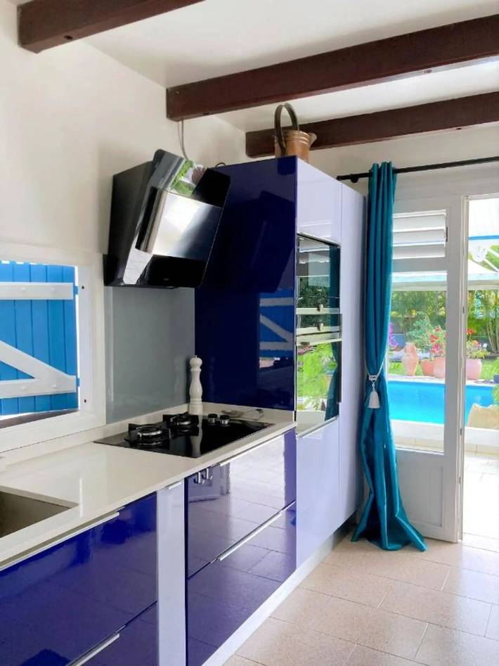 Villa with Private Pool in Ducos, 200 m² in Dikos, Martinique