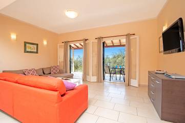 Villa for 6 People in Nissaki, Corfu, Photo 3