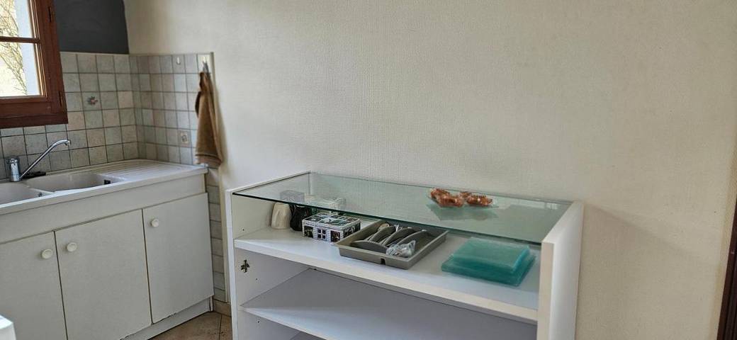 Gîte pour 3 personnes, avec terrasse, animaux acceptés à Saint-Doulchard - 4