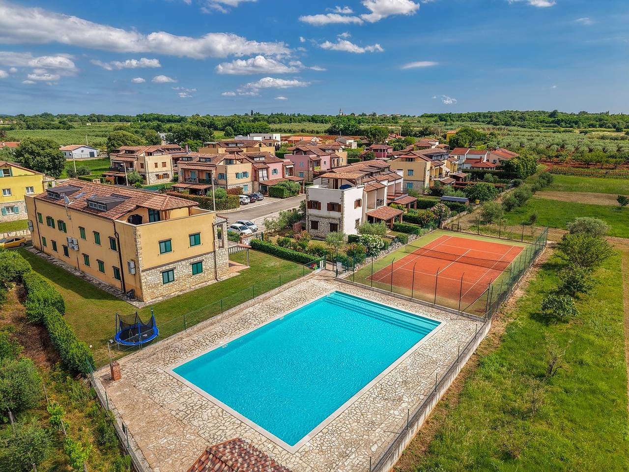 Ganze Wohnung, Apartment Sofia mit Dachterrasse und Meerblick in Gedici in Gedići, Tar-Vabriga