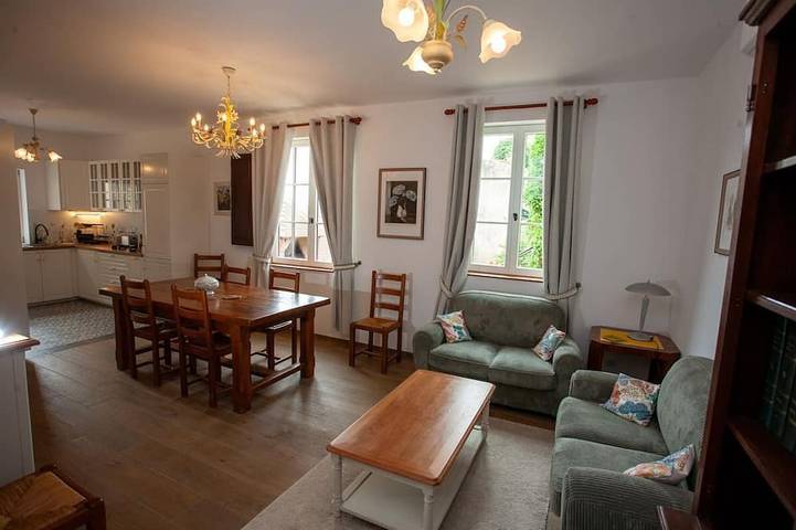 Gîte pour 4 personnes dans Site médiéval de Brancion