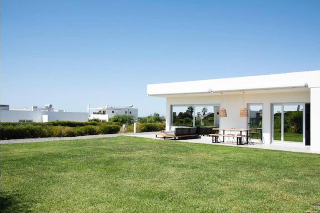Four-Bedroom House in Porto Covo, Costa Alentejana