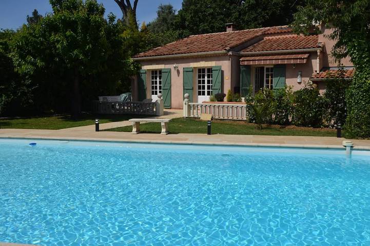 Villa pour 8 personnes, avec jardin, animaux acceptés à Aubagne - 4