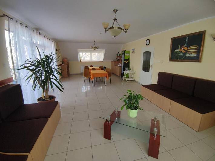 Location de vacances pour 3 personnes, avec sauna ainsi que jardin et vue à Eger