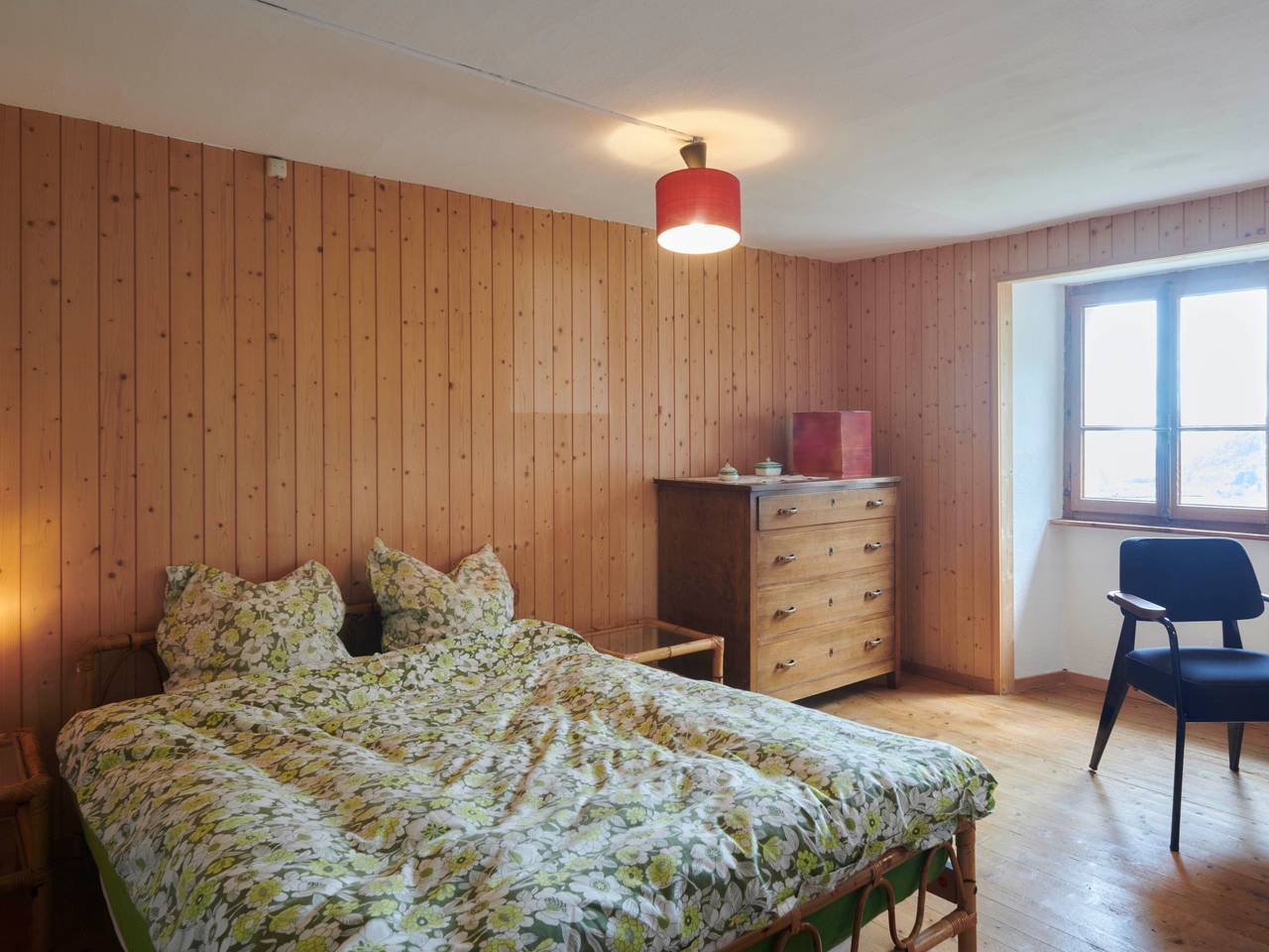 Waterfall House in Mesocco, Moësa