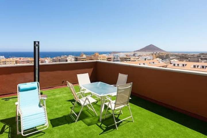 Ferienwohnung für 4 Personen, mit Terrasse und Pool in El Médano
