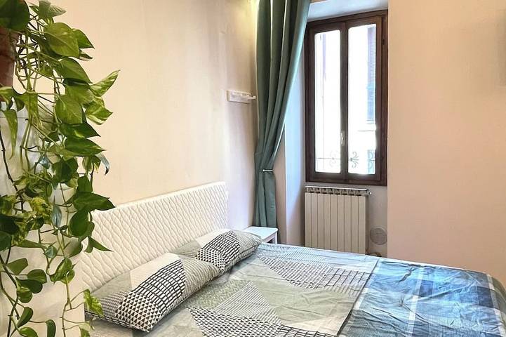 Ganze Wohnung, 40 m² Studio-Apartment im Zentrum von Brescia, 90 m von überdachten Parkplätzen in Brescia, Brescia Provinz