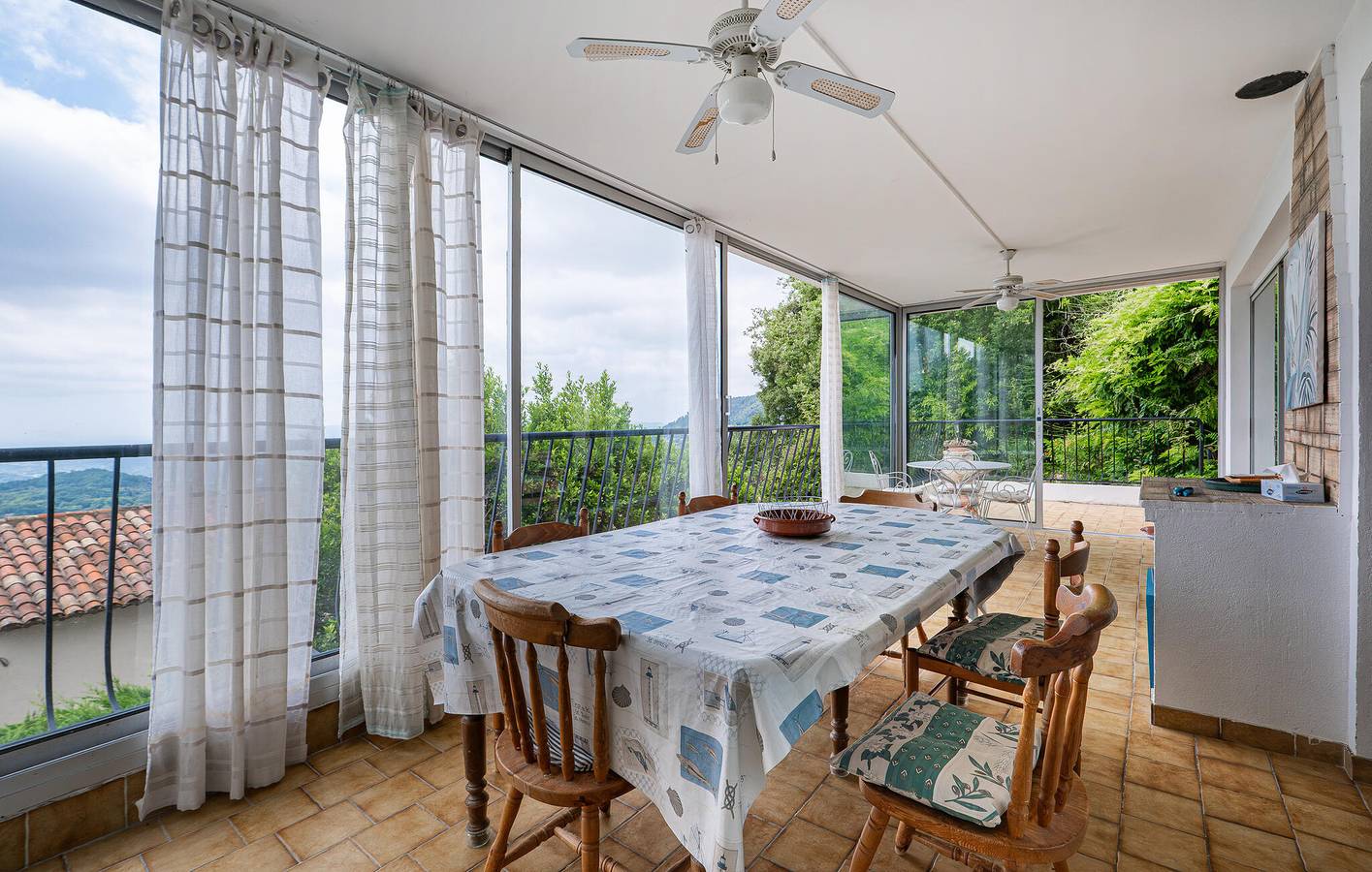 Apartment mit Meerblick, Pool, Terrasse und Parkplatz in Grasse, Cannes und Umgebung
