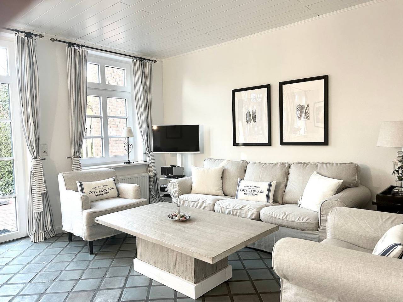 Romantisches Ferienhaus direkt am Greetsieler Hafen in Greetsiel, Krummhörn