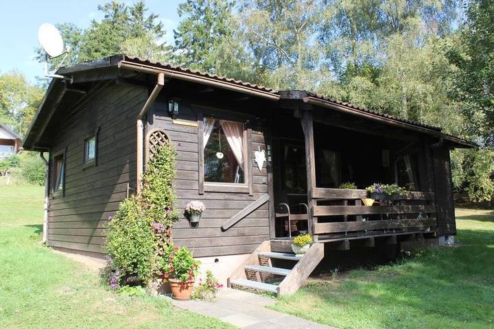 Ferienwohnung für 4 Personen, mit Terrasse und Garten im Westerwald