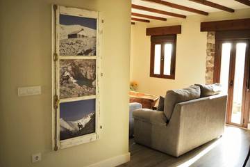 Casa Rural para 6 Personas en Guijo de Santa Bárbara, Provincia de Cáceres, Foto 1