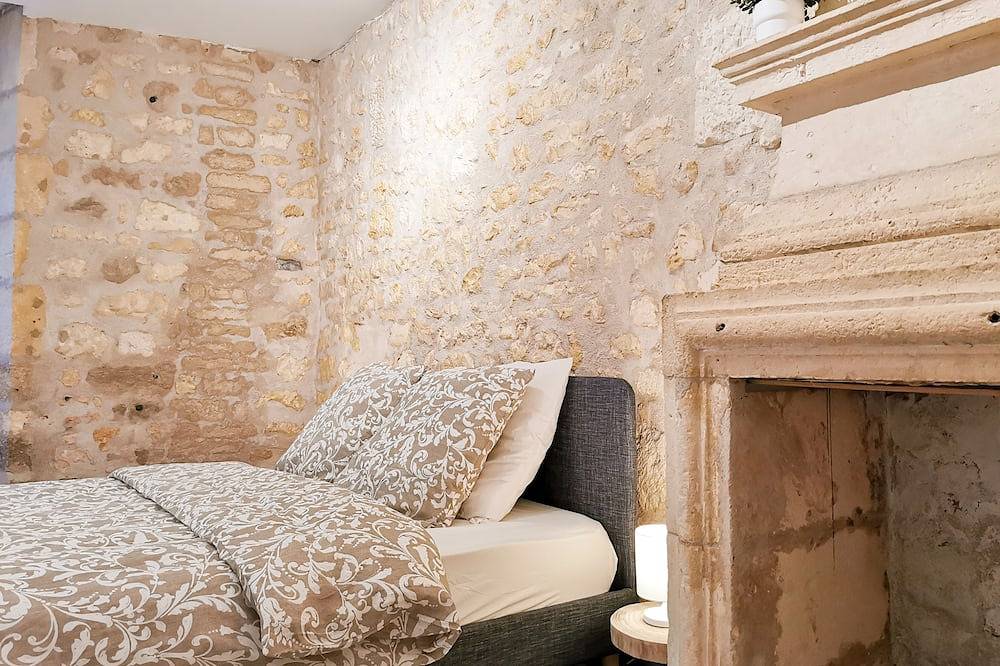 Apartamento entero, Superbe T3 Design et Fonctionnel - Hyper Centre à Saintes in Saintes, Saintes region