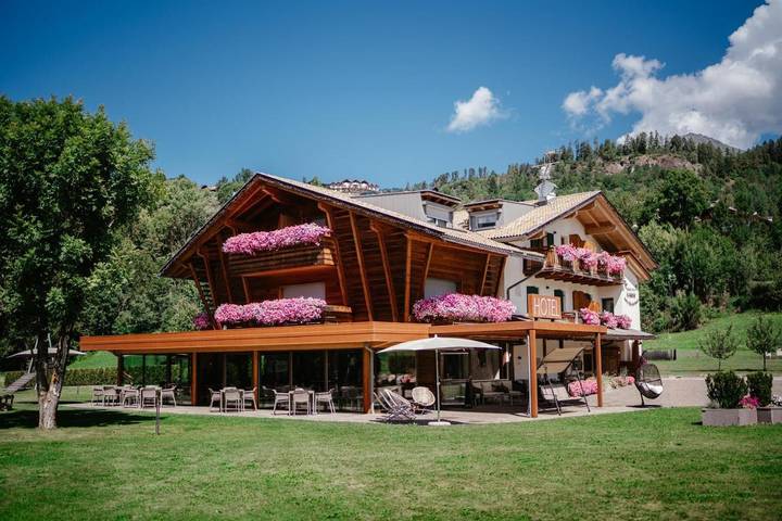 Hotel für 2 Personen, mit Balkon und Terrasse sowie Garten und Ausblick