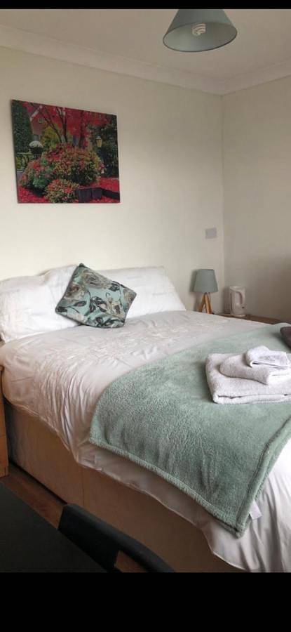 Standard Double Room with Shared Bathroom in Sligo, County Sligo