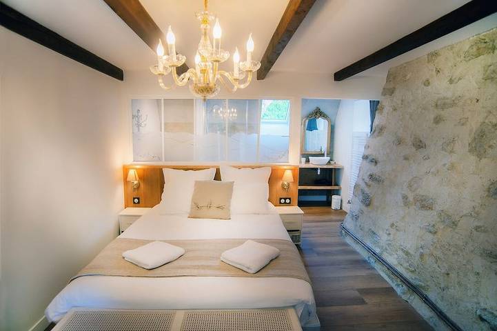 Gîte pour 8 personnes, avec jardin et jacuzzi à Lanobre - 3