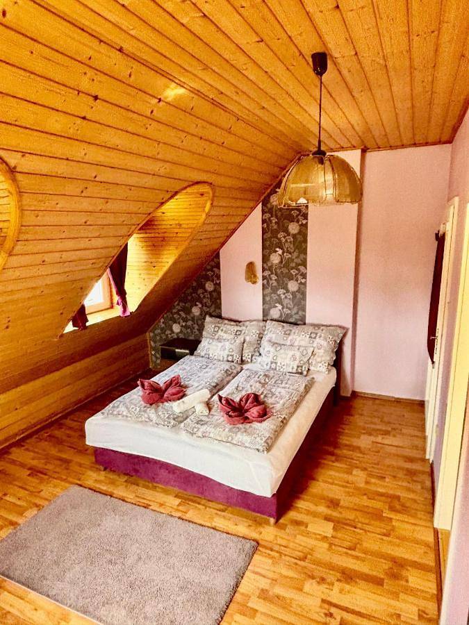 Ferienwohnung für 7 Personen, mit Garten und Seeblick sowie Ausblick in Balatonfüred - 4