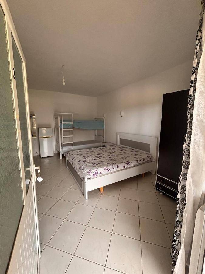 Appart’hôtel pour 4 personnes, avec vue ainsi que jardin et balcon