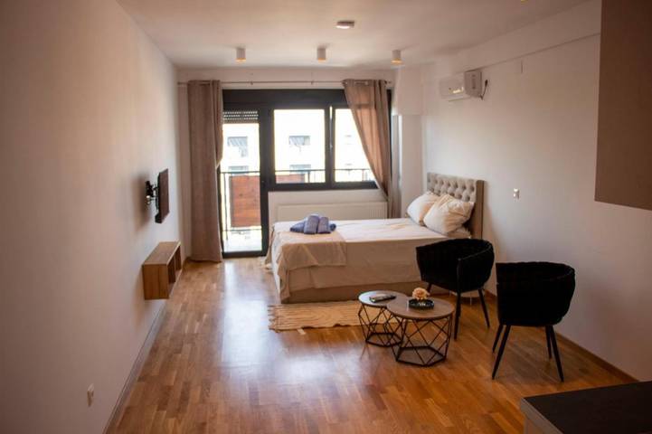 Appartement de vacances pour 2 personnes, avec piscine ainsi que vue et terrasse, animaux acceptés