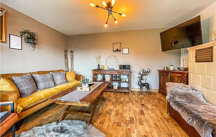 Moderne Wohnung mit Sauna und Terrasse, 600m zum Goldlauter Center in Goldlauter - Heidersbach, Suhl