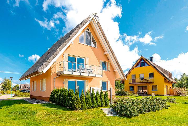 Ferienwohnung für 4 Personen, mit Balkon und Garten sowie Ausblick in Neuenkirchen (Rügen) - 2