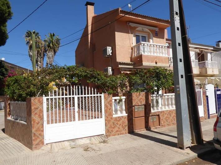 Location de vacances pour 5 personnes, avec vue et jardin dans Santiago de la Ribera - 3