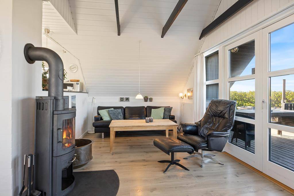 Hundevenligt feriehus til 6 personer med sauna og 300 m. til havet in Ringkøbing, Holmsland Klit