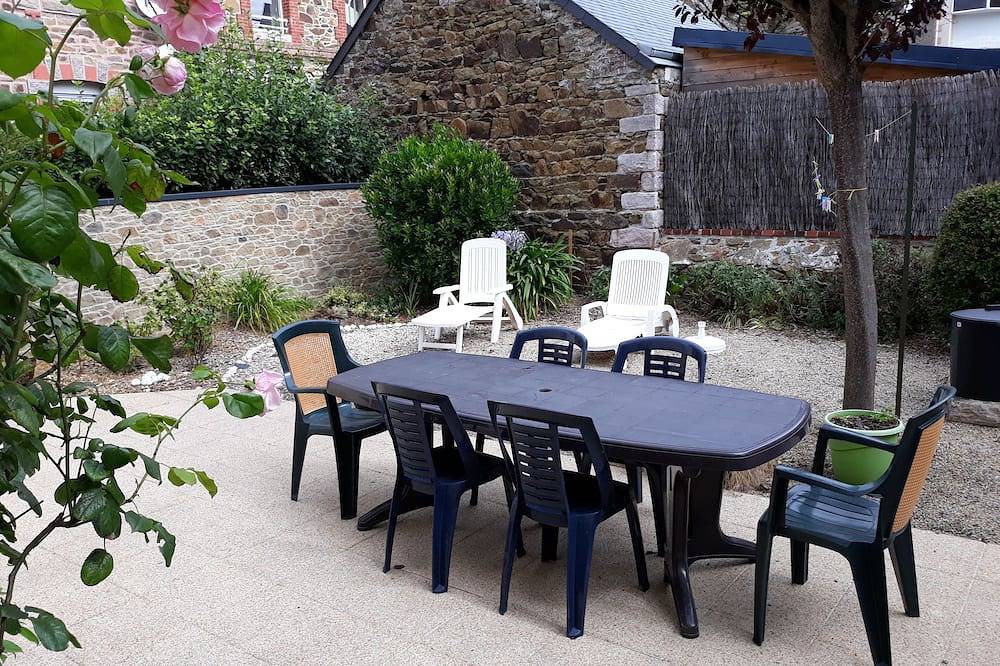 Ganze Wohnung, T2 Wohnung 20m vom Strand entfernt im Erdgeschoss eines Hauses mit Garten in Pléneuf-Val-André, Côtes-d'Armor