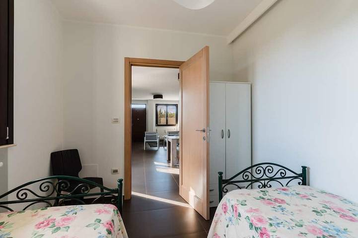 Appartamento intero, Villetta con 4 camere,2 Bagni,Wifi, condizionatore, Giardino, garage in Tuglie, Golfo di Taranto