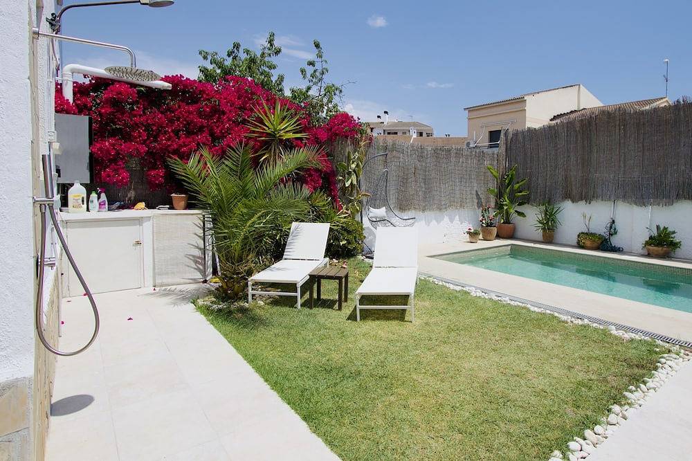 Cozy beach house with private pool 5 min walk from the beach, family-friendly in Vendrell, Costa Dorada
