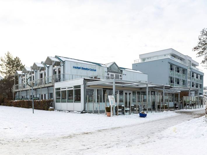 Hotel für 4 Personen, mit Balkon und Terrasse sowie Seeblick in Lubmin
