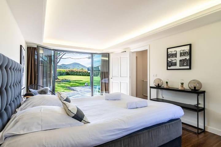Chalet para 14 personas, con Balcón y Terraza además de Jardín y Piscina en Valle de Baztan - 2