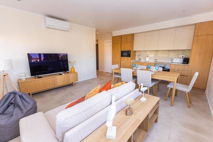 Apartamento para 4 personas, con Vistas en Praia dos Três Irmãos
