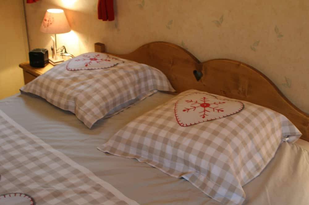 Chambre d'hôte 2 personnes \"B&B\" dans jolie maison savoyarde in Mercury, Région d'Albertville
