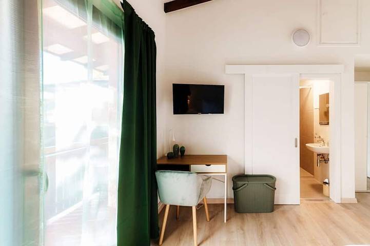 Vicino al lago e al centro (Florida Ascona Room 14) in Ascona, Alpi Ticinesi e del Verbano