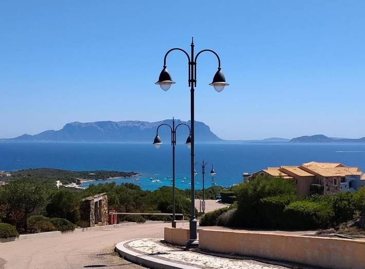 Appartamento per 6 persone, con Terrazza e Giardino nonché Piscina per bambini e Piscina a Spiaggia Bianca