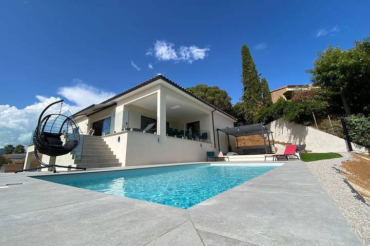 Villa pour 15 personnes, avec jardin