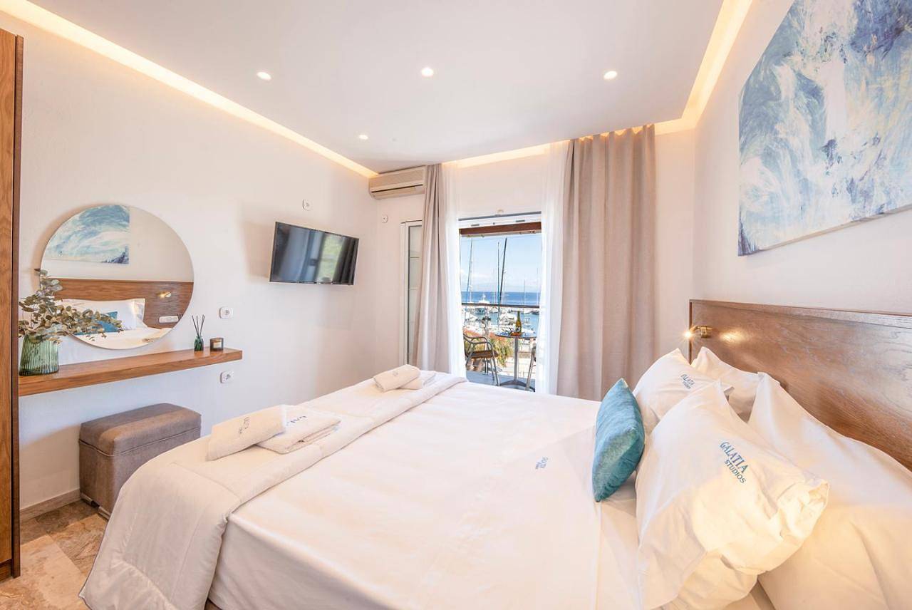 Deluxe Double Room with Balcony in Benitses, Corfu, Corfou