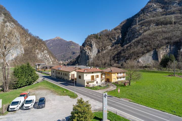 Appartamento intero, La grande Valsassina - Loft in Comune di Pasturo, Prealpi Bergamasche Occidentali