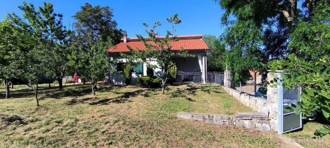 Ferienwohnung für 8 Personen, mit Ausblick und Garten, mit Haustier